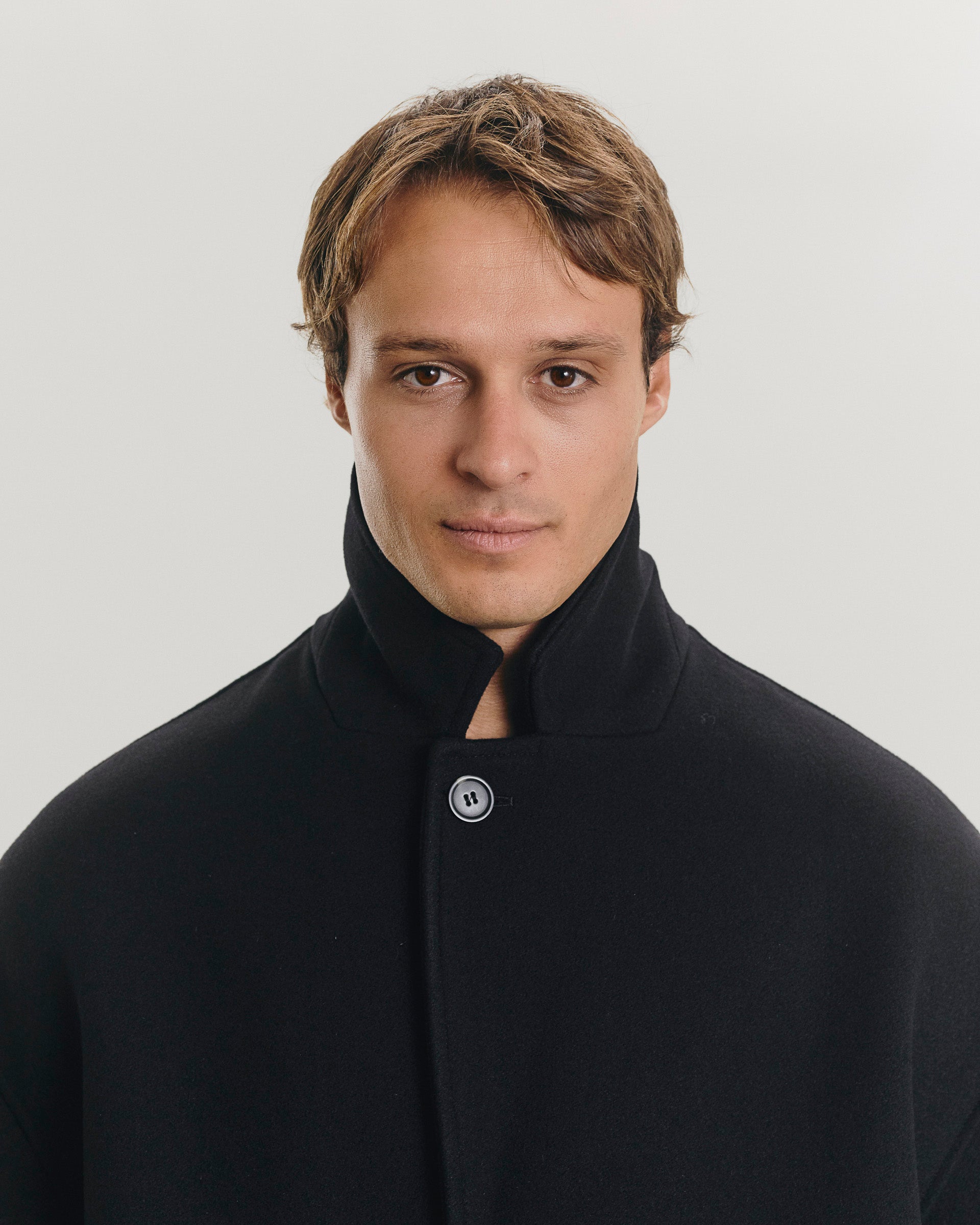 Coat Fenté 125 - Black - AW25 – COLTESSE